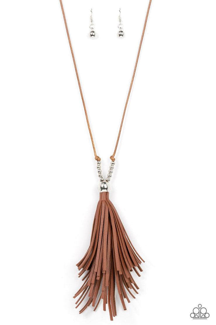A Clean Sweep Brown Necklace