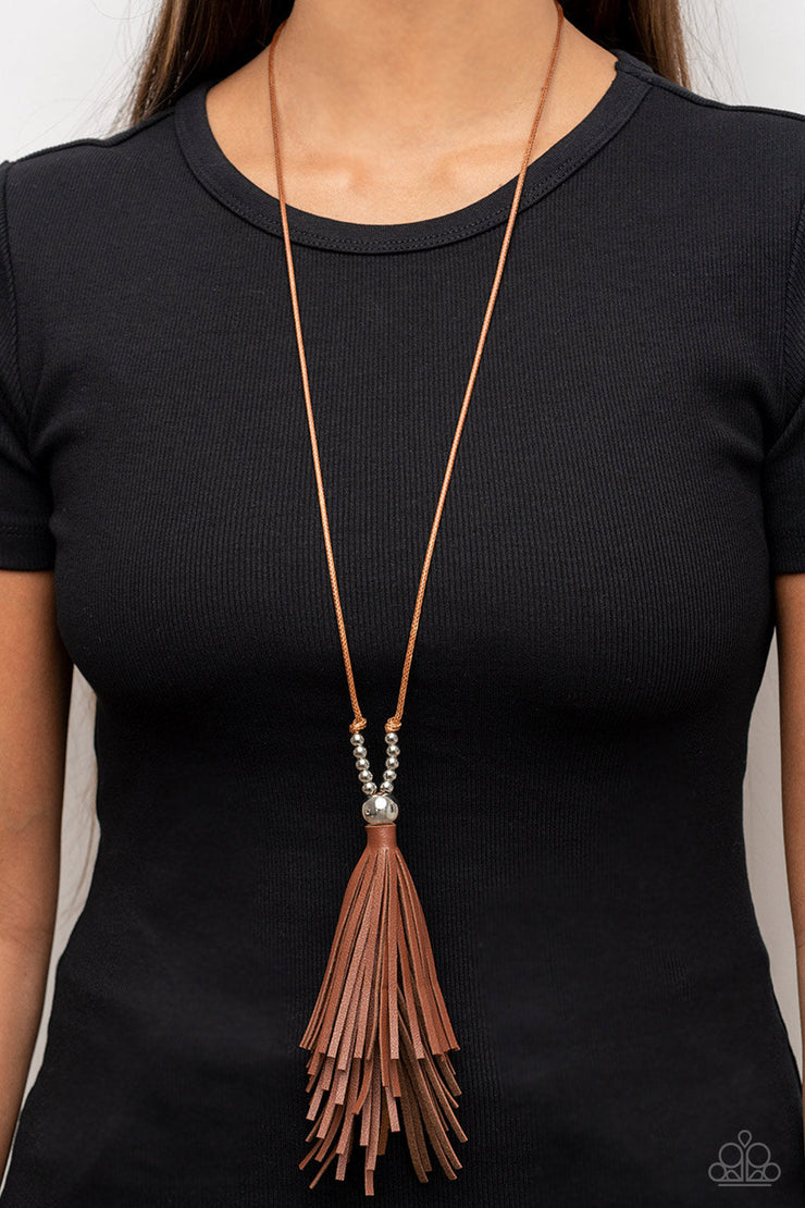 A Clean Sweep Brown Necklace