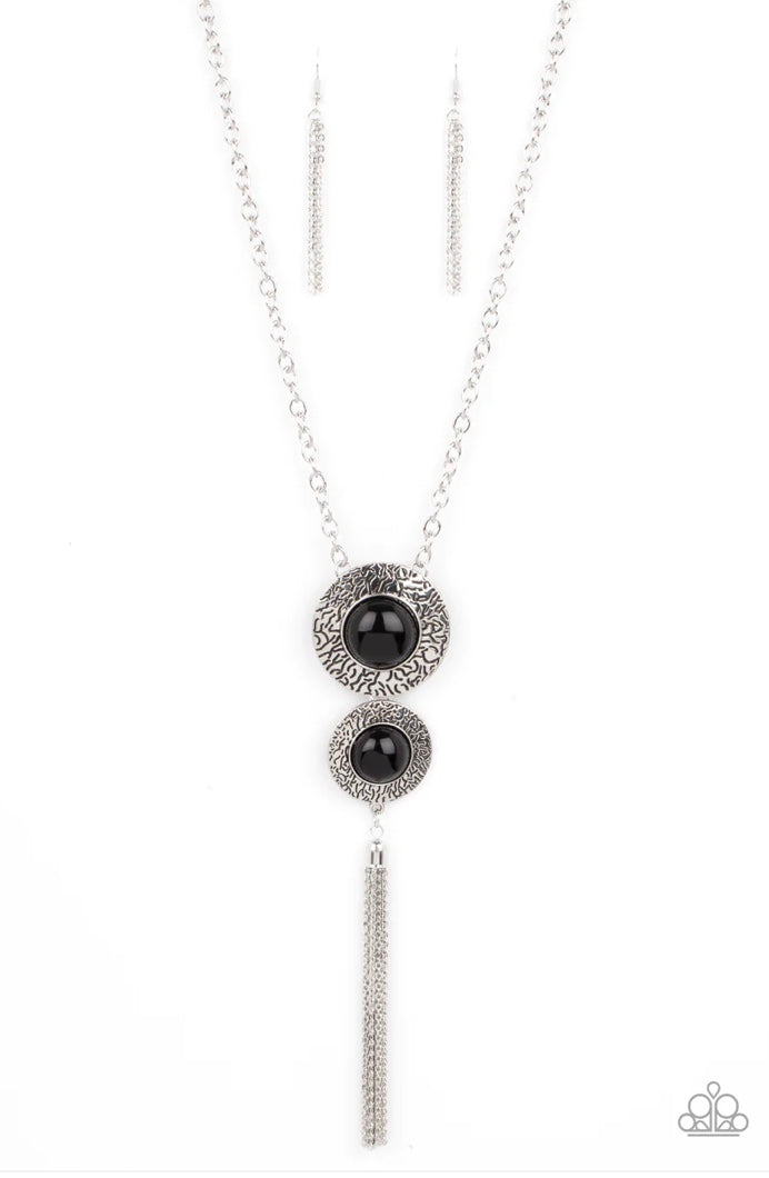Abstract Artistry Black Necklace