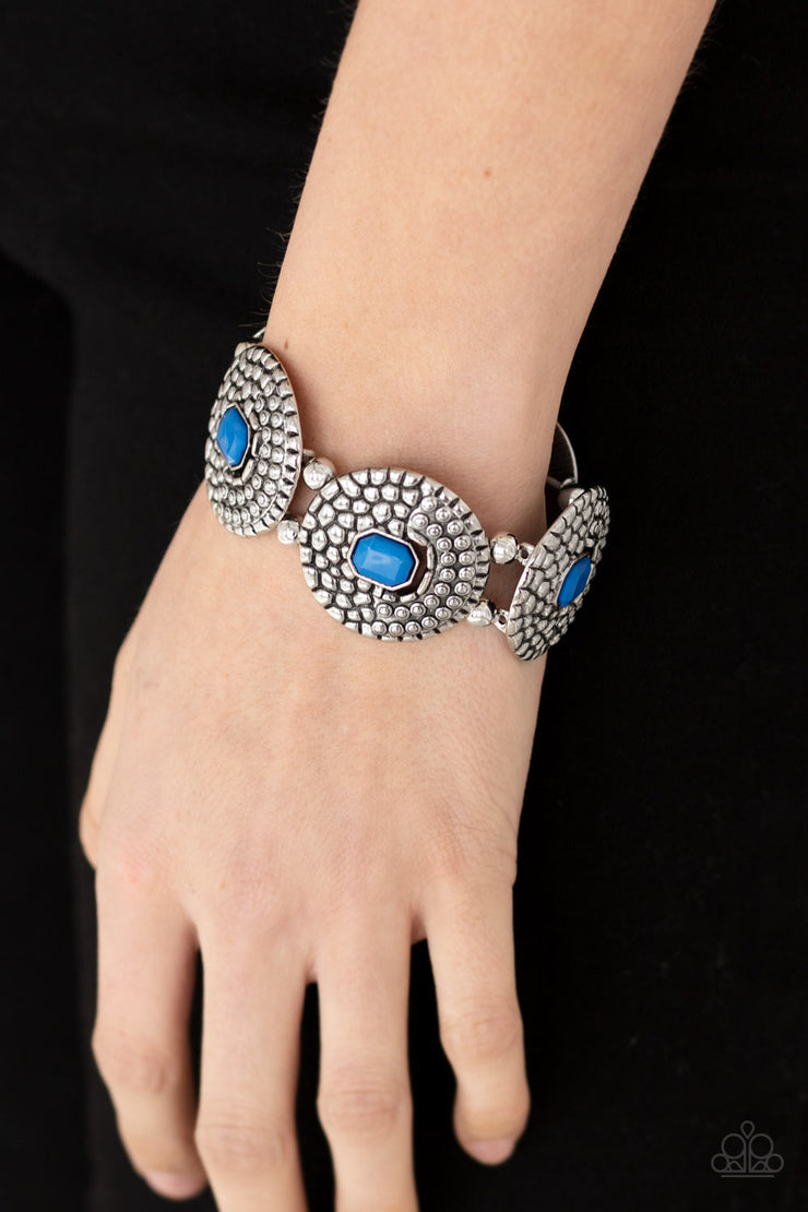 Prismatic Prowl - Blue Bracelet