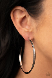 Monochromatic Curves - Silver Earring