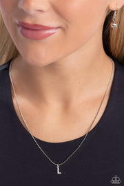 Seize the Initial - Silver - L Necklace